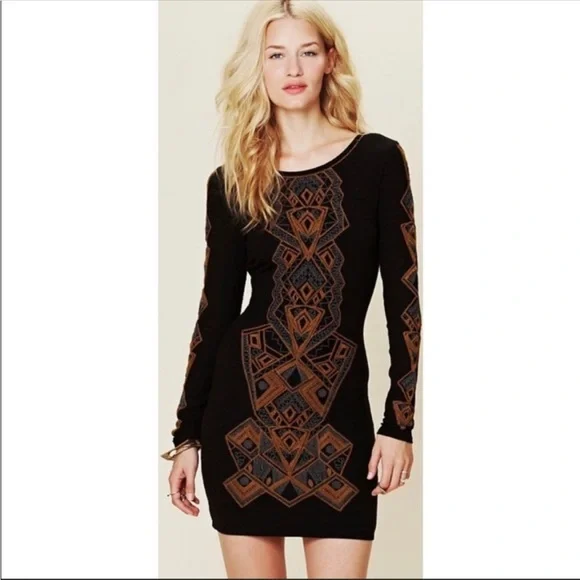 knee length dresses for ladies Aztec Ruffle Sleeve Dress (Black) M